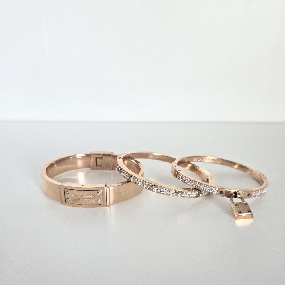 MICHAEL KORS - Pave Padlock Bracelet - Picture 7 of 7